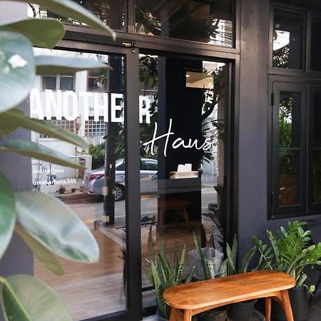 Another Haus Bangkok Kültér fotó