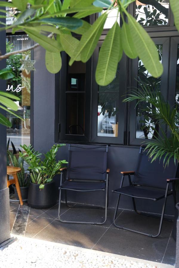 Another Haus Bangkok Kültér fotó