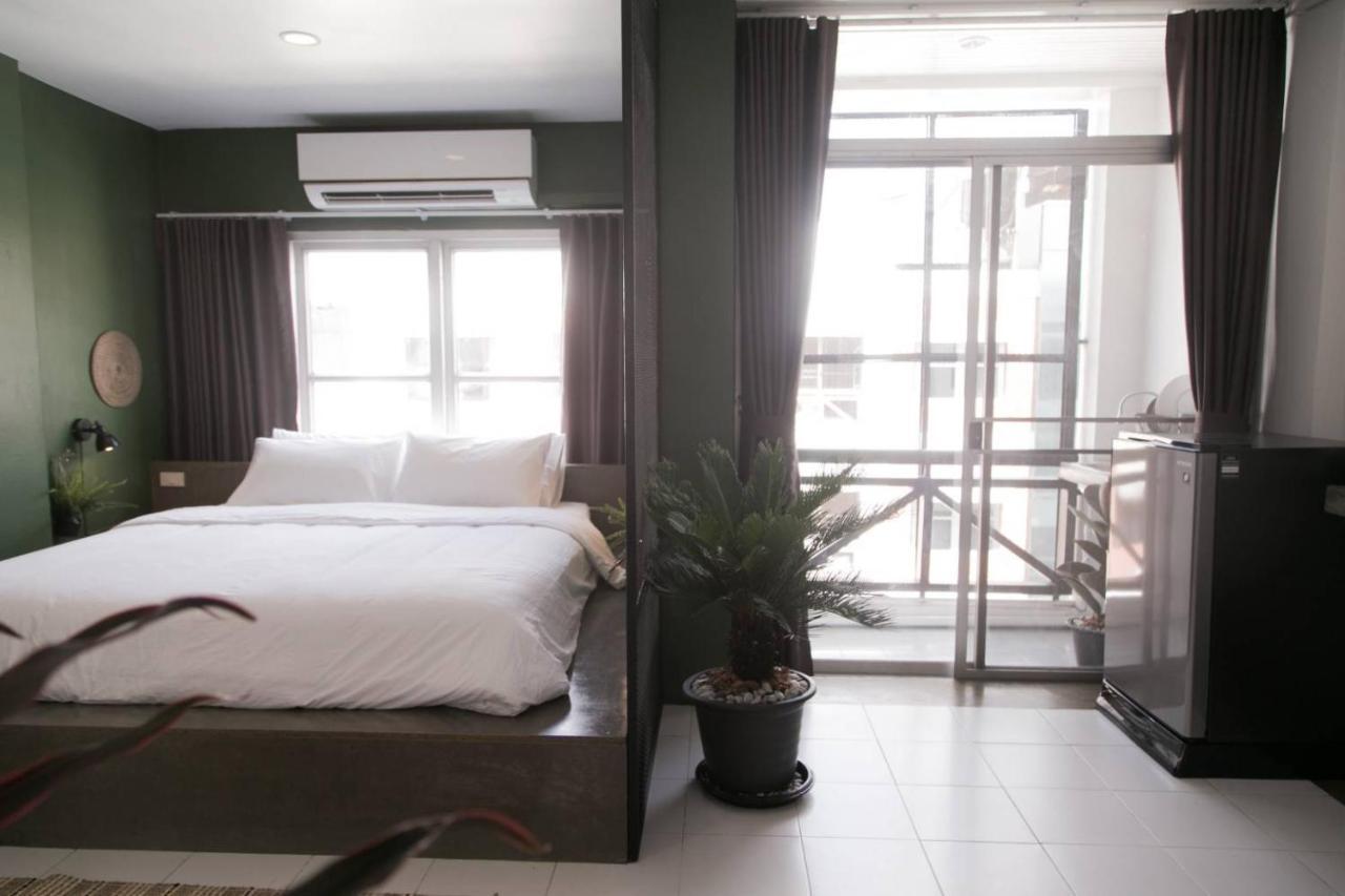 Another Haus Bangkok Kültér fotó