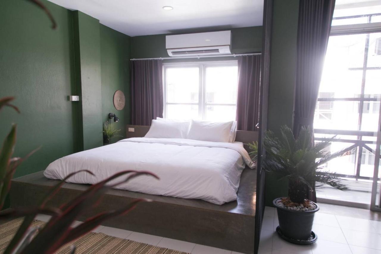 Another Haus Bangkok Kültér fotó